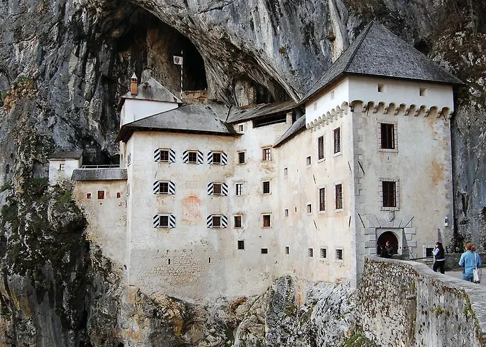 غيست هاوس جيرسين