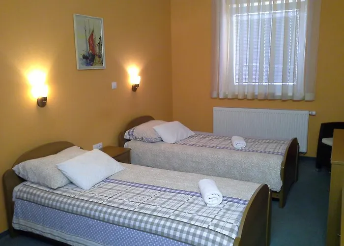 غيست هاوس جيرسين بيت ضيافة لوغانتيس