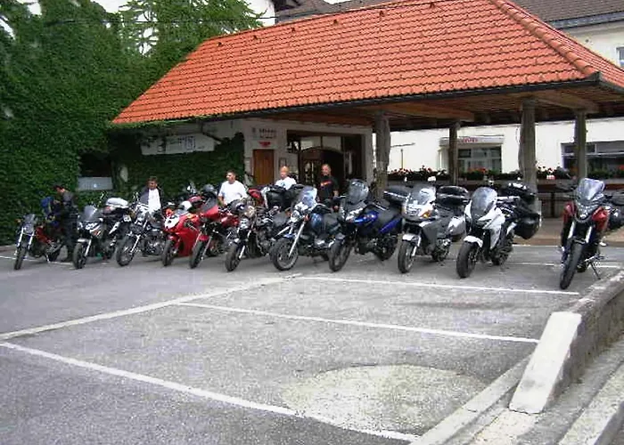 غيست هاوس جيرسين